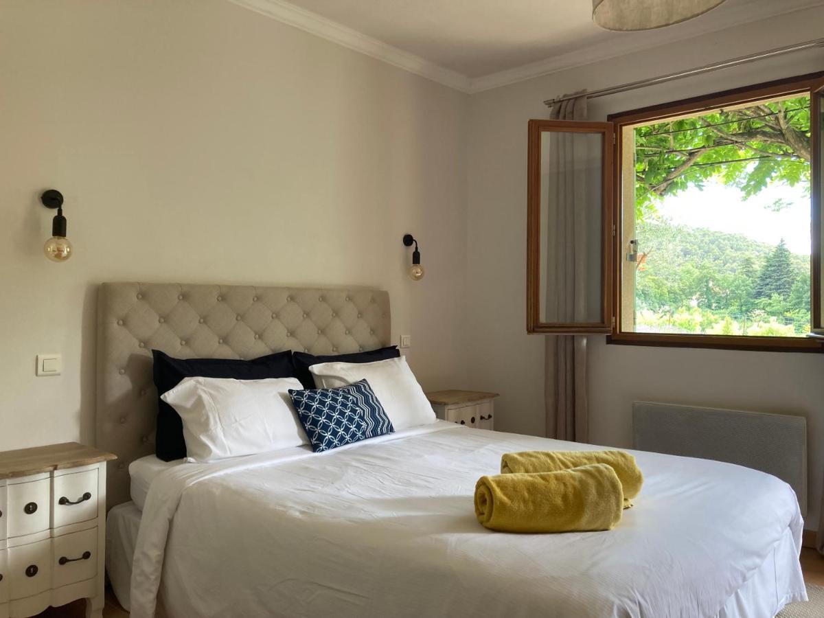 Chambres & Table D'Hotes Au Soleil Du Bonheur Lafare Buitenkant foto